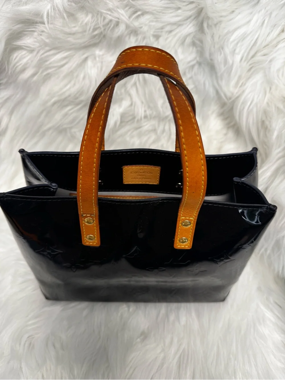 Louis Vuitton LV Hand Bag Black Vernis + Paper Shopping Tote